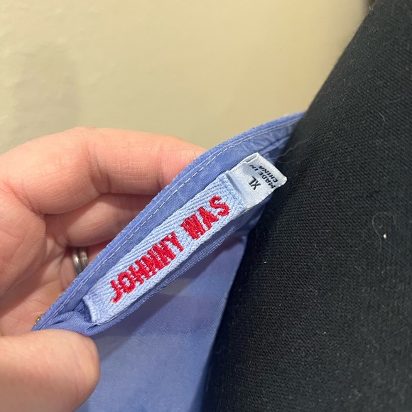 Fabulous Periwinkle blue Bishop sleeved Embroidered Johnny was tunic - Picture 5 of 6